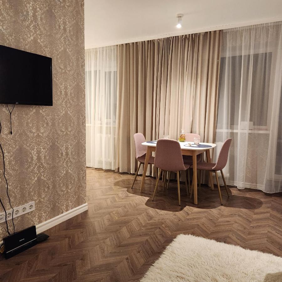 Charme Apartment Jełgawa Zewnętrze zdjęcie